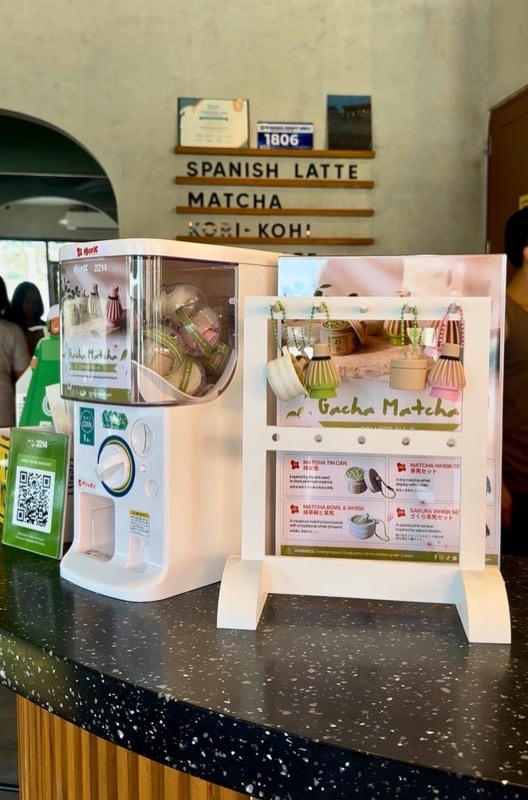 Gacha Matcha capsule machine