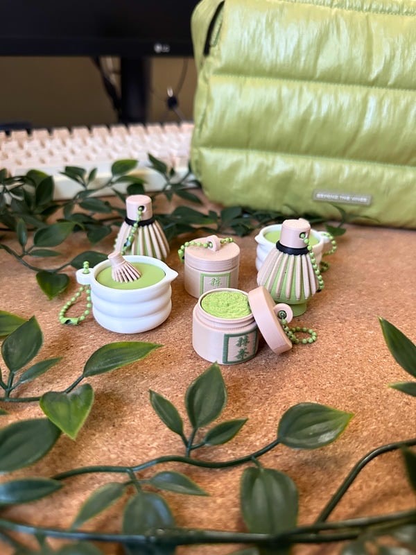 Tiny 3D-printed matcha set